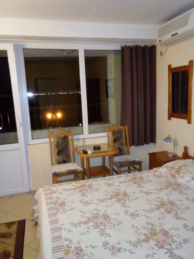 Guest House Tony Nessebar Eksteriør billede